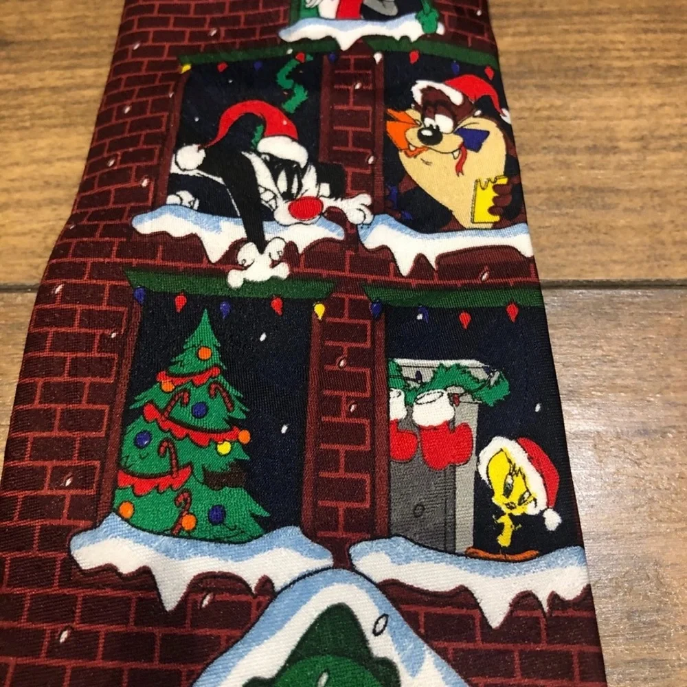 Looney Tunes Festive Bugs Bunny Christmas Holiday Tie